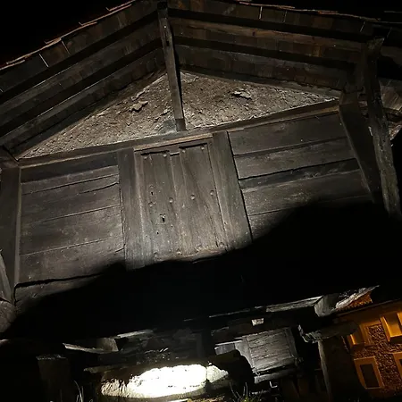 Holiday home Tres Horreos Felechas