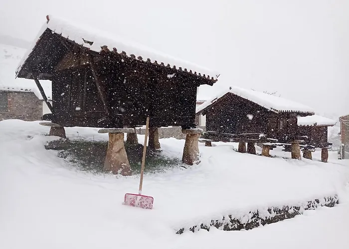 Tres Horreos Nyaraló