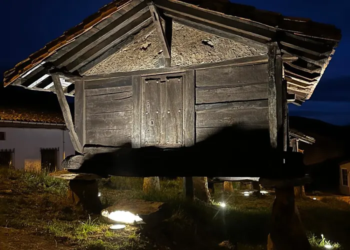 Tres Horreos Nyaraló Felechas