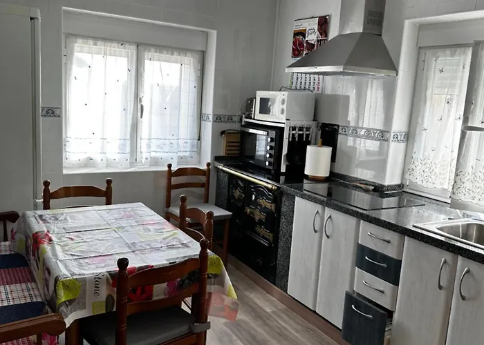 Tres Horreos Nyaraló